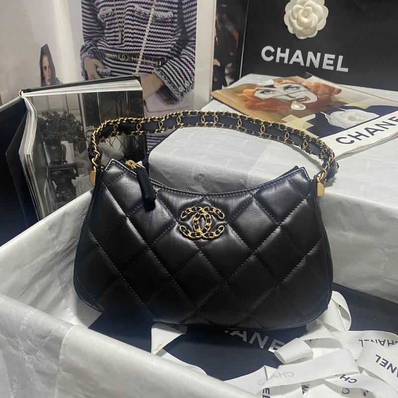 Chanel Handbags 586